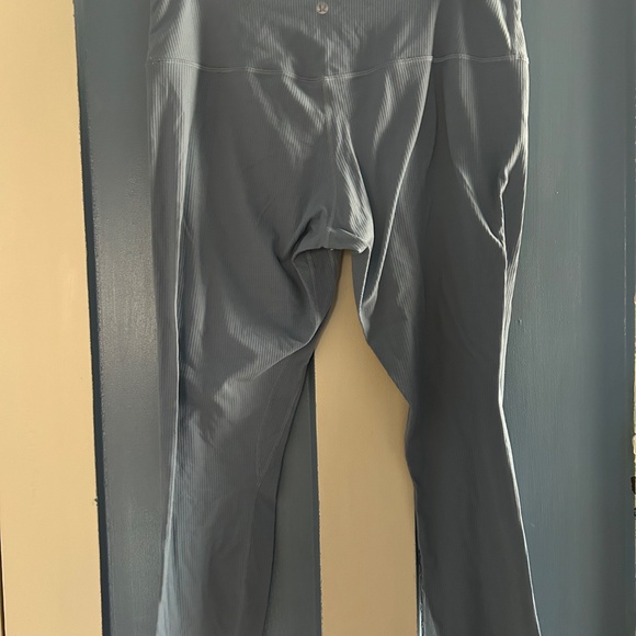Lululemon Ribbed Align Leggings - Picture 2 of 5